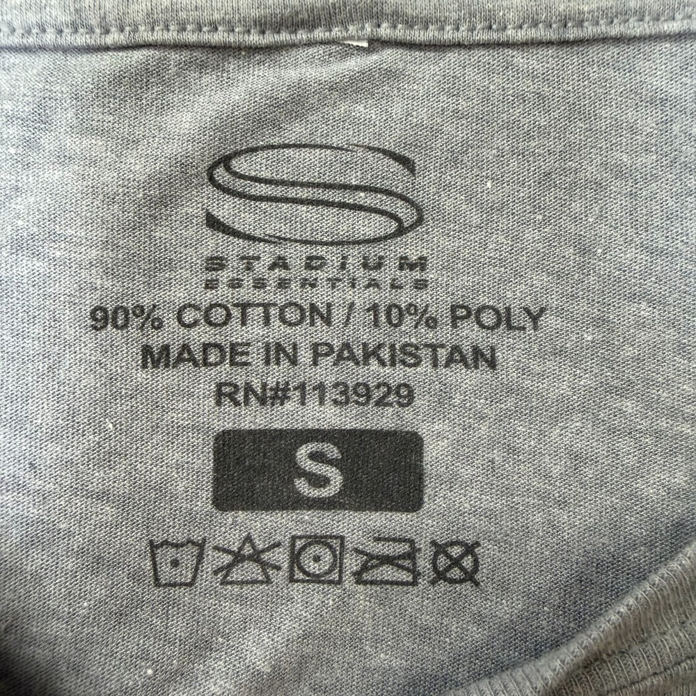 Stadium‎ Essentials Caitlin Clark Indiana Fever 8-Bit Graphic T-Shirt Gray Small - Picture 3 of 7